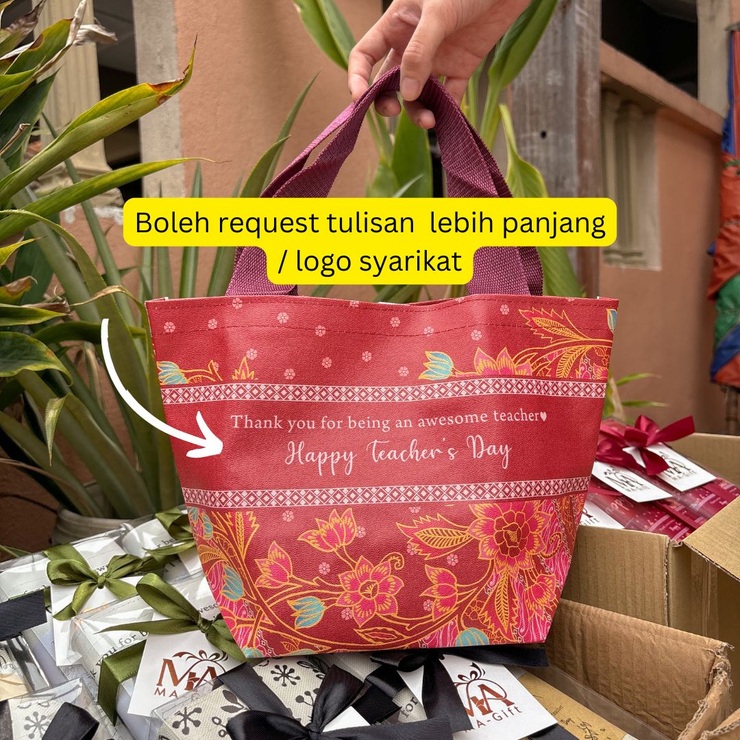 Tote Bag Custom Design Sendiri (Harga Mula Pada 50pcs)