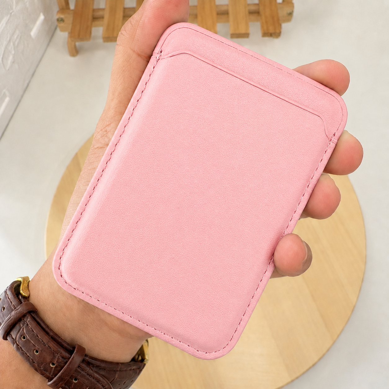 Magnetic card holder - Pink