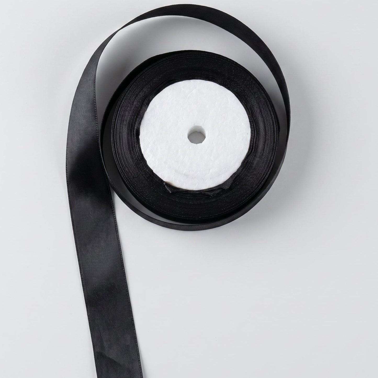 Ribbon Black Lebar 2cm  , Panjang 152cm